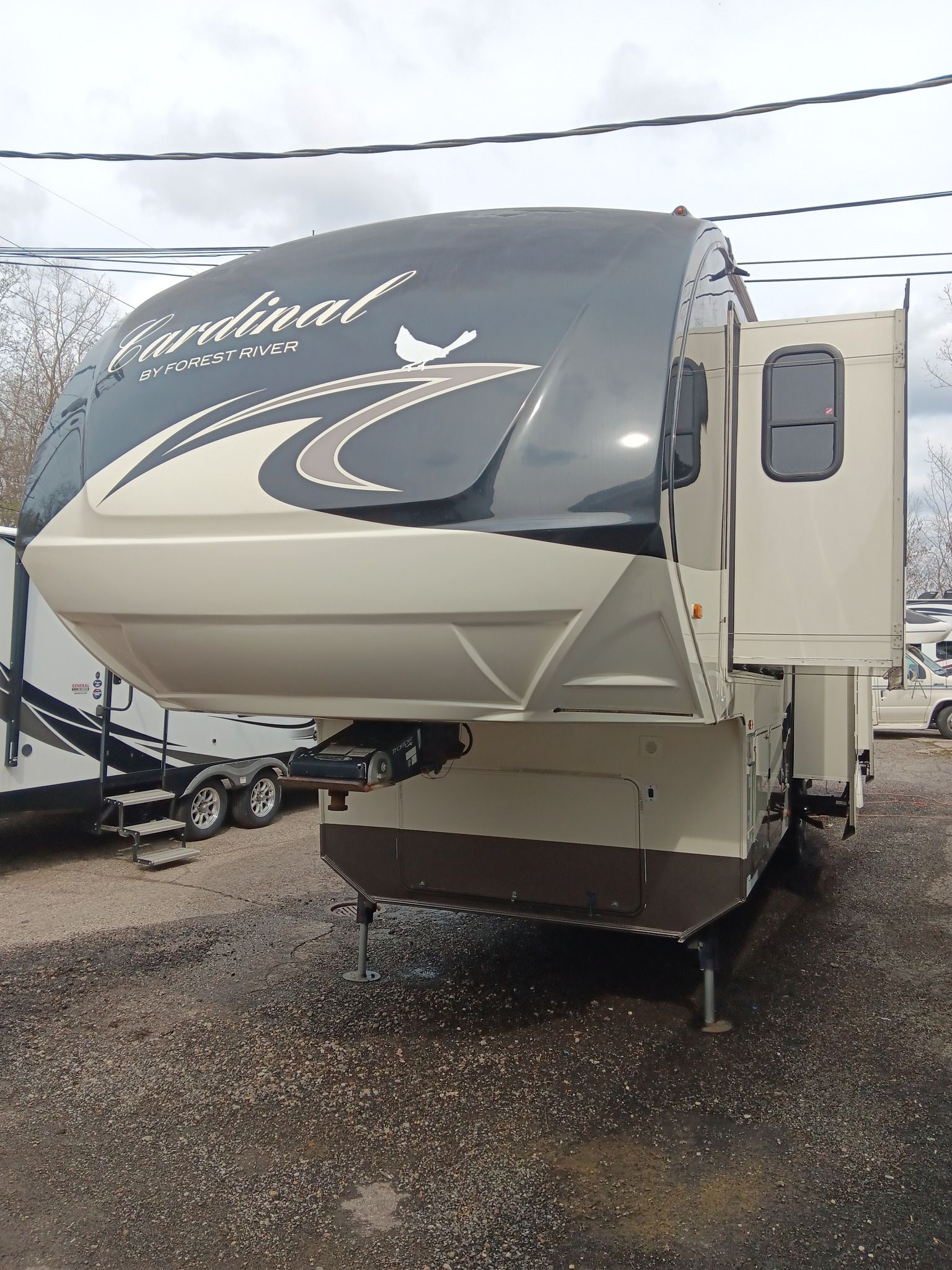 Forest River Cardinal fifth wheel serviced by Elite RV Repair